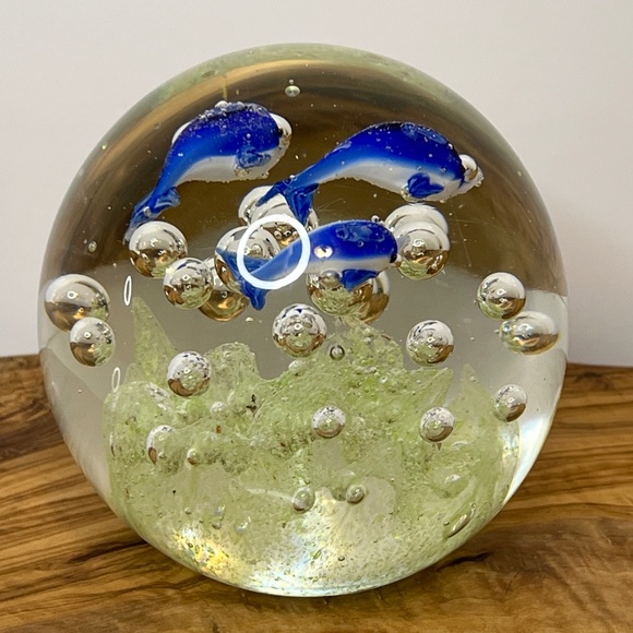 Art Glass Dolphin Paperweight Controlled Bubbles Blue Green 4.5" Murano Style - Picture 1 of 11